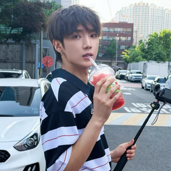 HA YOO JOON 1