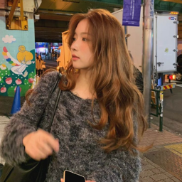 Minseo gallery image