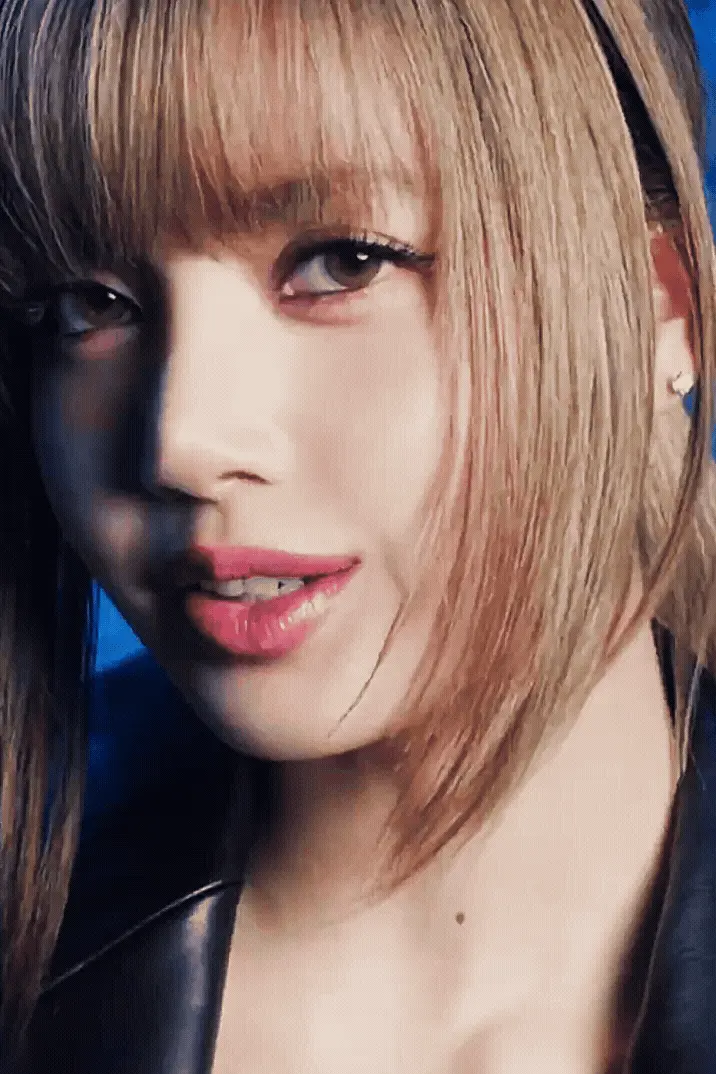 Lalisa gif