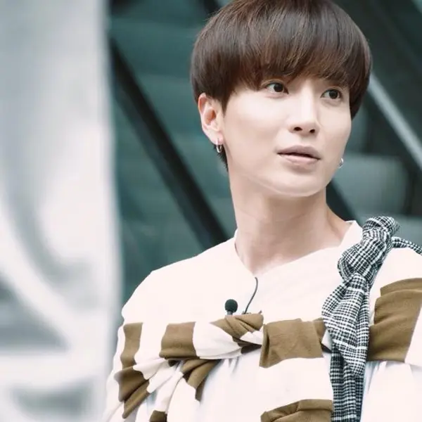 Leeteuk gallery image