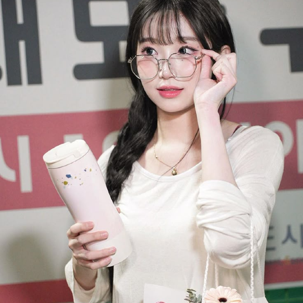 Jueun gallery image