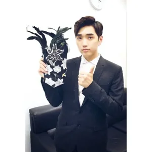 Lee Junghwan gallery image