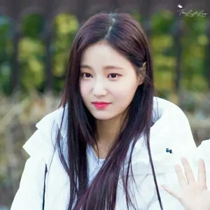 Yeonwoo gallery image