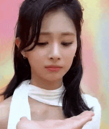 Tzuyu gif