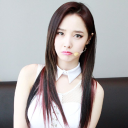Woohee gallery image