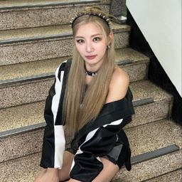 Wooah(우아) gallery image