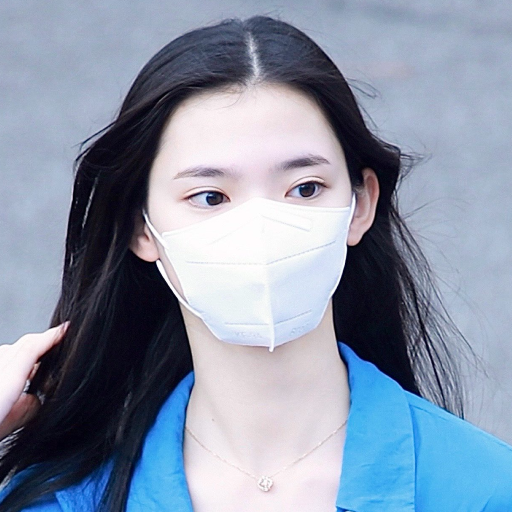 Jiwoo gallery image