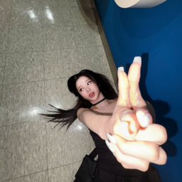 Chloe Young gallery image