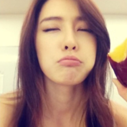 Kahi gallery image