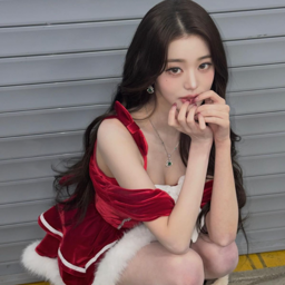 Wonyoung gallery image