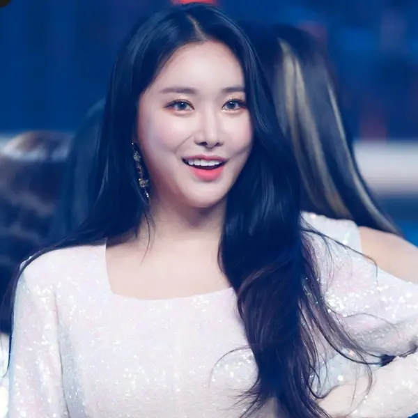 Minyoung gallery image