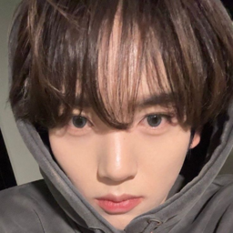 Han Yujin gallery image