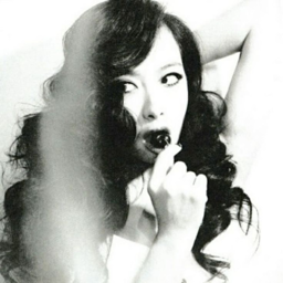 Victoria gallery image