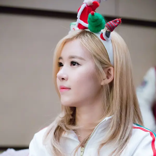 Ellin gallery image