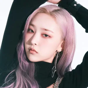 Jungwoo gallery image