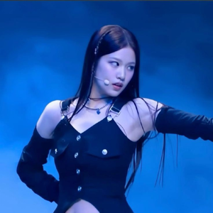 Yoon Jiyoon 2