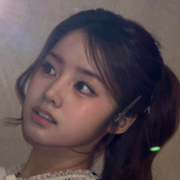 Elisia gallery image