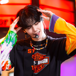 Minhee gallery image