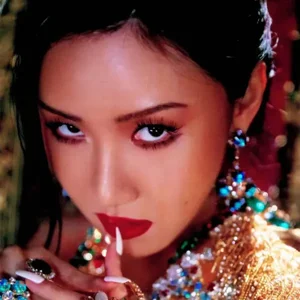 Hwasa gallery image