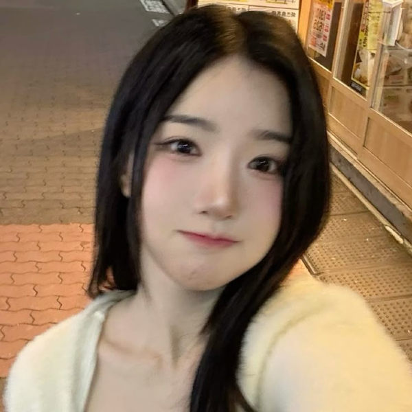 Kim YooYeon gallery image