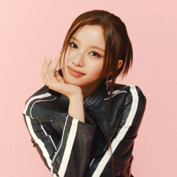 Nam Yuju gallery image