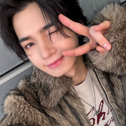 Hikaru gallery image