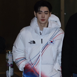 Sunghoon gallery image