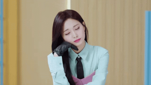 Tzuyu gif