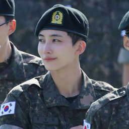 Jeonghan gallery image