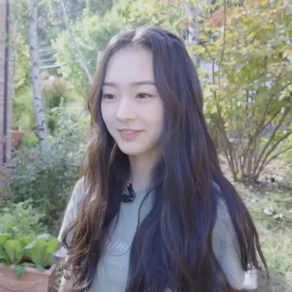 Kim SooMin gallery image