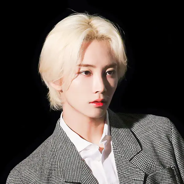 Jeonghan gallery image