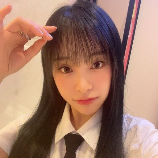 Gahyeon gallery image