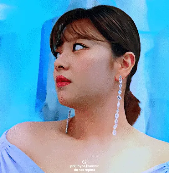 Jeongyeon gif