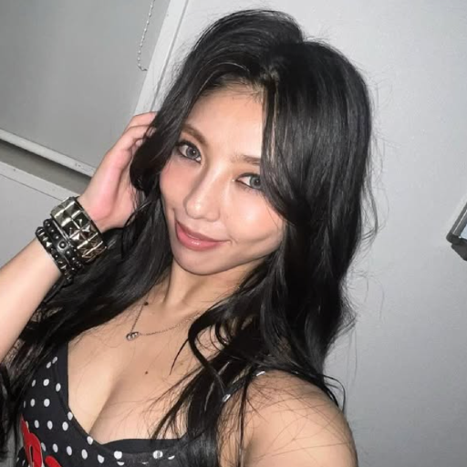 Larawan sa gallery ni Sayaka