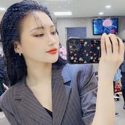 Siyeon gallery image