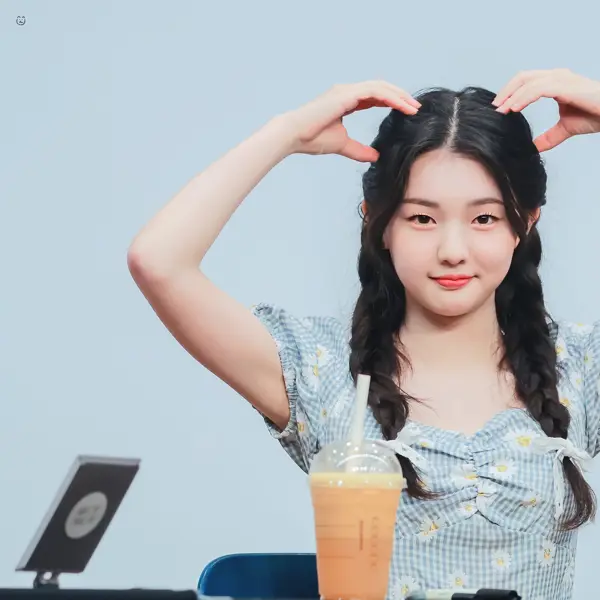 Kwak YeonJi gallery image