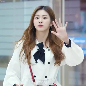 EunBin gallery image