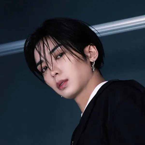 Yuto gallery image