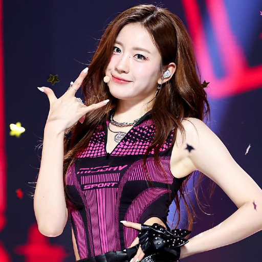 Wooyeon gallery image