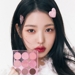 Wonyoung gallery image