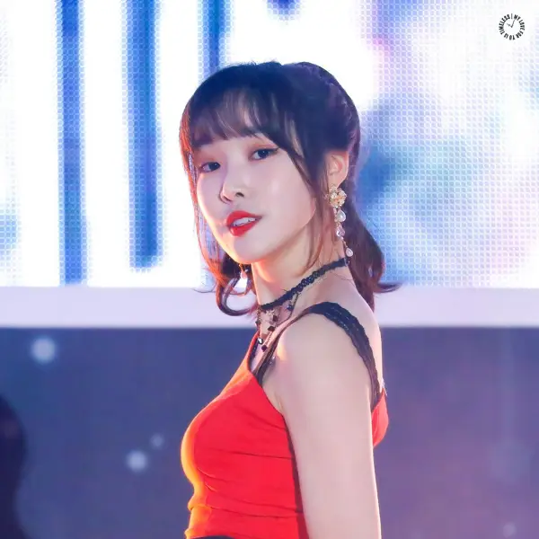 Yuju gallery image