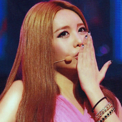 Larawan sa gallery ni Qri