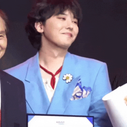 G-Dragon gif