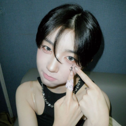 Park SoHyun gallery image