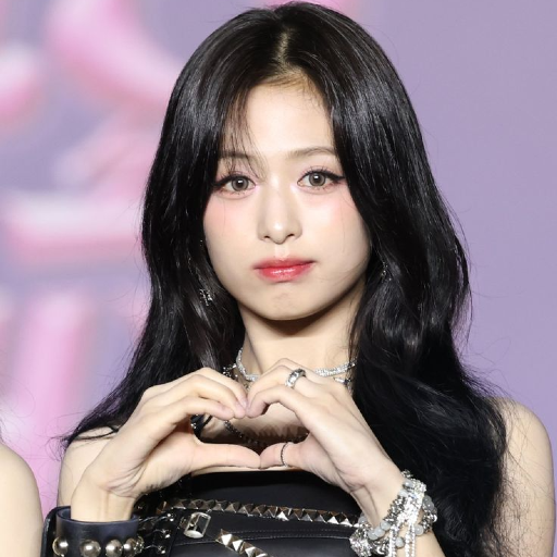 Ahyeon gallery image