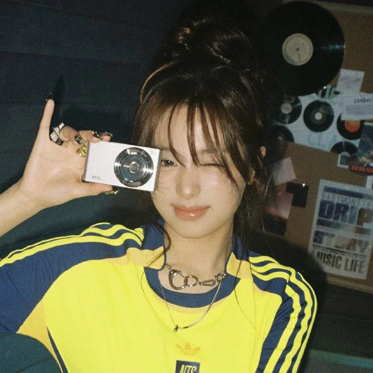 Ahyeon gallery image