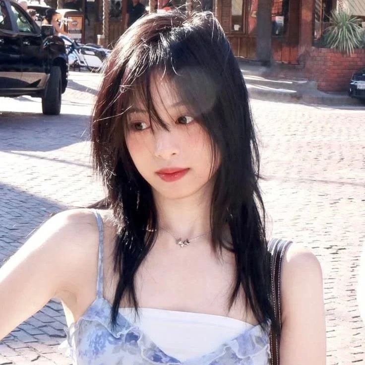 Ahyeon gallery image