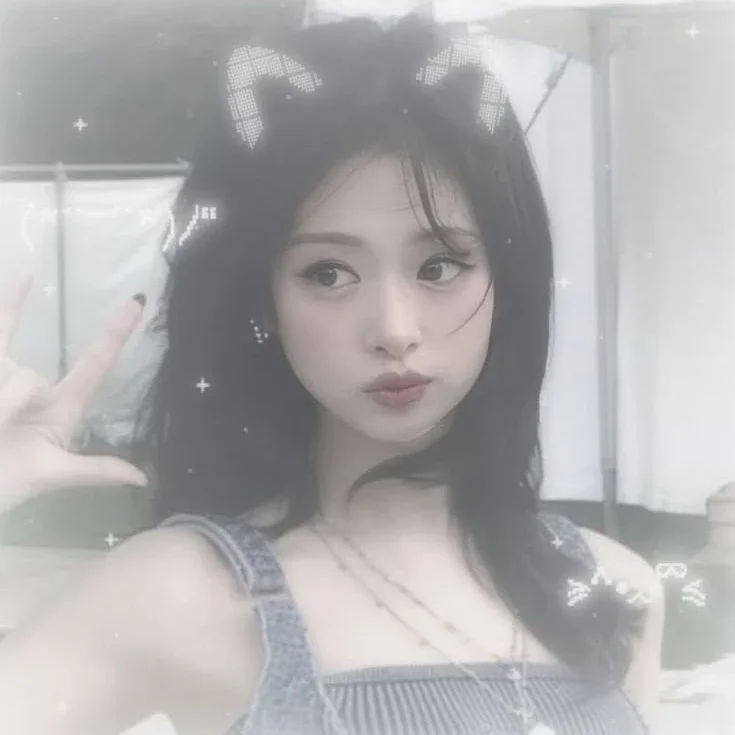 Ahyeon gallery image
