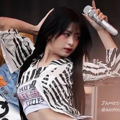 Ahyeon gallery image