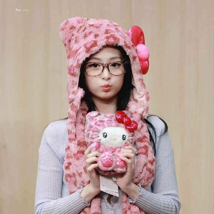 Ahyeon gallery image